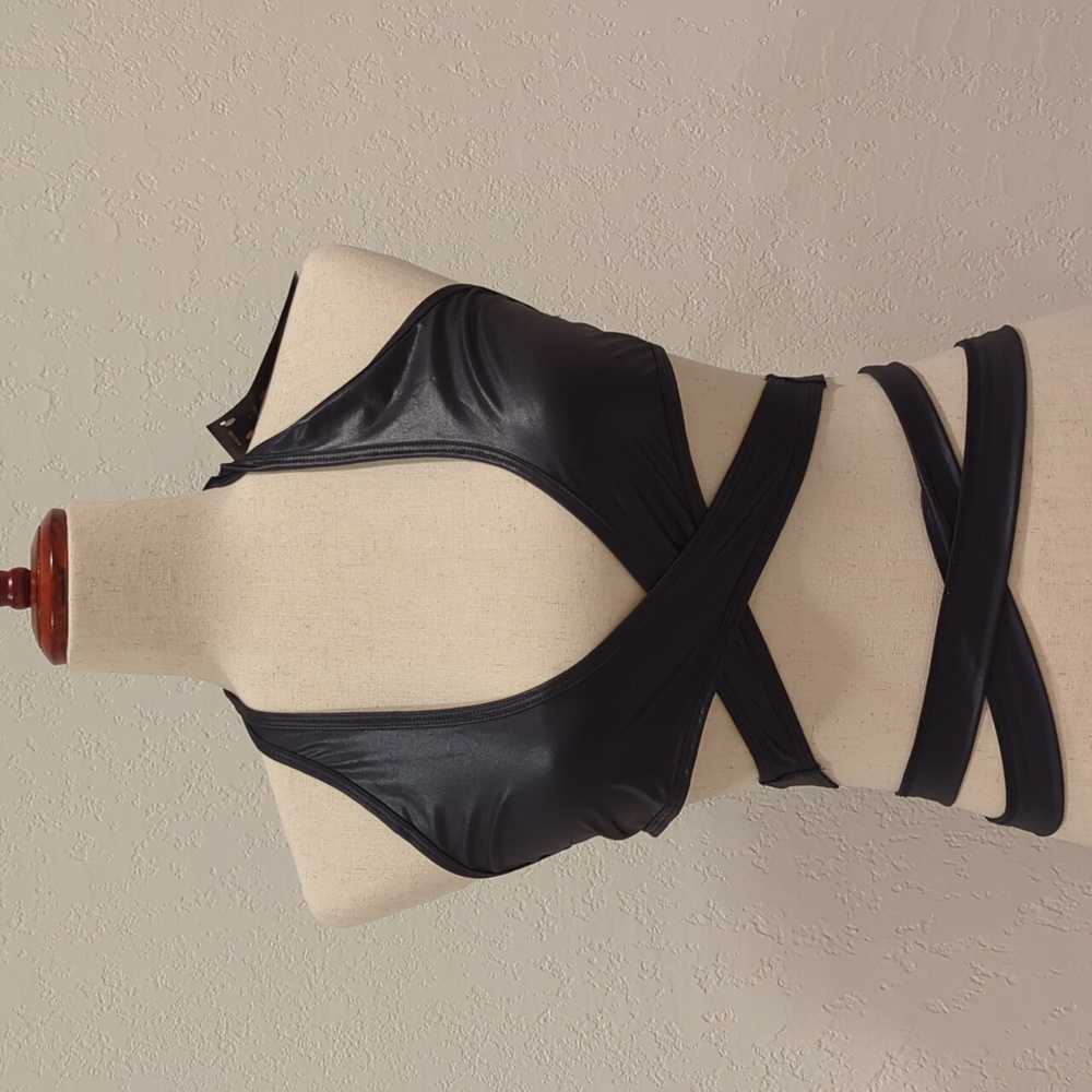 NWT Festival Wrap Halter Criss Cross Top Black (M/L)